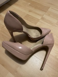 Steve Madden Nude Heels